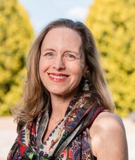 Book an Appointment with Lana Isaacson for New Client Consultation Call
