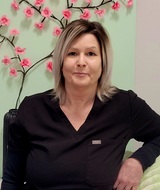 Book an Appointment with Crystal Tenborg at Cryotherapy