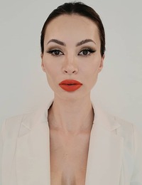 Patricia Sim null