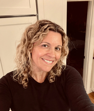 Book an Appointment with Eliza Mellen-Smith for Acupuncture
