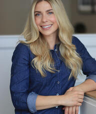 Book an Appointment with Dr. Jaclyn Goslin for Chiropractic