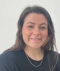 Book an Appointment with Eszter Heins for Free Consultation