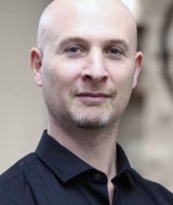 Book an Appointment with Lee Schwalb for Acupuncture