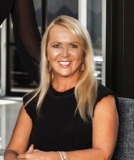 Book an Appointment with Dr. Tami Oberbroeckling for Medical