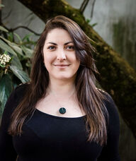 Book an Appointment with Lili Hodgins for Acupuncture