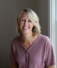 Book an Appointment with Dr. Cyndi Lucas for Pelvic Floor/Perinatal Physical Therapy