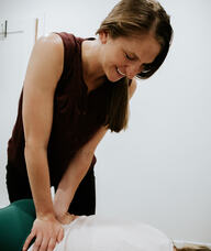 Book an Appointment with Dr. Lauren Preston for Chiropractic Adjustments